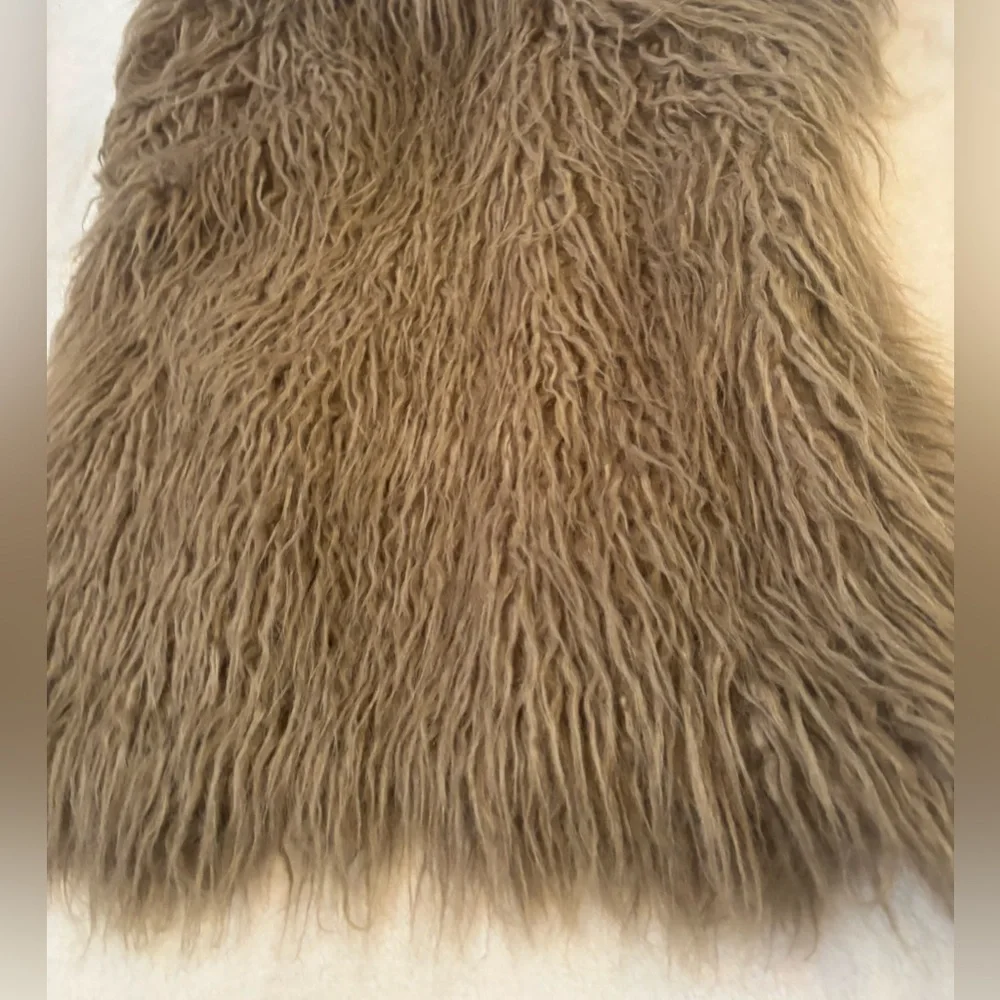 BB Dakota Woman’s Shaggy Faux Fur Vest - Brown Size Small Never Worn - Picture 8 of 14
